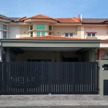 Klang Bukit Tinggi Unique Design With Outdoor Cafe Up To 12Pax Villa Luaran gambar
